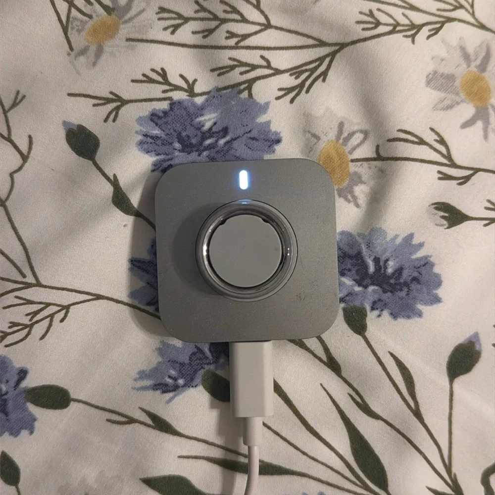 Oura ring 4 size 10 brushed silver finish. Charger included